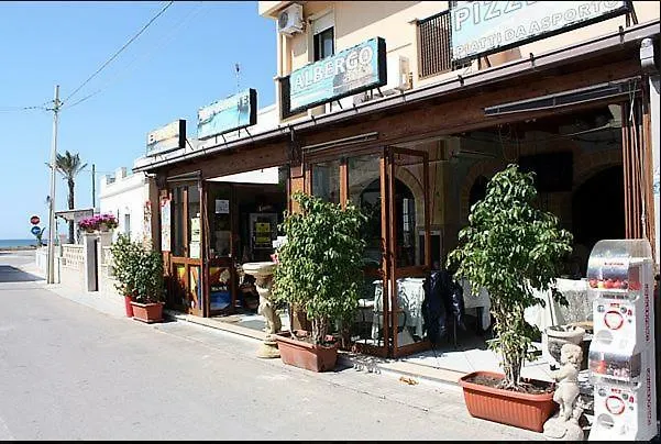 L' Isola Della Fanciulla 萨尔维